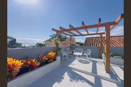 4_photo/9527386a6d.59b9fa3339c8dcb8-ATLAS-861e5e51-af1d-4de2-8ec2-b0389d6163c3.jpg de casa à venda com 4 quartos, 297m² em Centro, Florianópolis