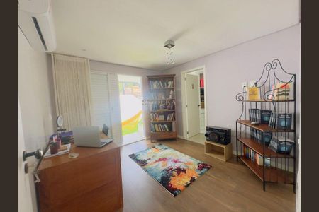 2_photo/9527386a6d.59b9fa3339c8dcb8-ATLAS-ae5c3778-2ff0-4f5f-9d48-0ddd777d0b5a.jpg de casa para alugar com 4 quartos, 297m² em Centro, Florianópolis