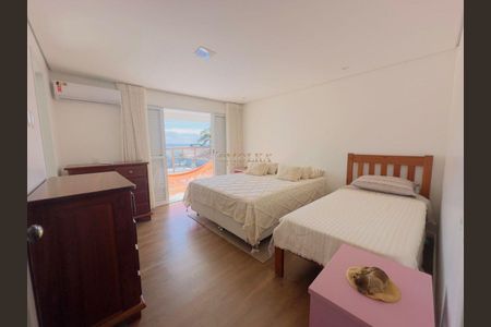 9_photo/9527386a6d.59b9fa3339c8dcb8-ATLAS-e89564c8-fb68-4697-aa93-148f6e9da4d2.jpg de casa à venda com 4 quartos, 297m² em Centro, Florianópolis