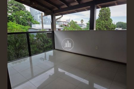 22_photo/9527386a7f.929e80df48862145-ATLAS-ee6662dc-19c8-49a7-829b-ffae8e3bda1b.jpg de casa à venda com 4 quartos, 420m² em Centro, Florianópolis
