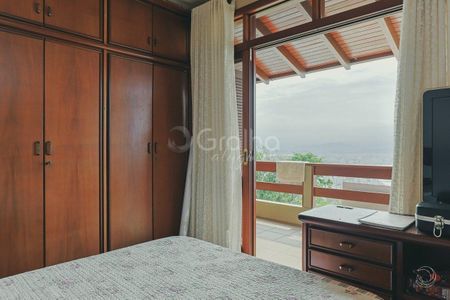 17_photo/9527386a95.94eccd8fc9add72f-ATLAS-3e33cef7-b4b9-4c46-9c97-ca7823baa837.jpg de casa para alugar com 4 quartos, 410m² em Centro, Florianópolis