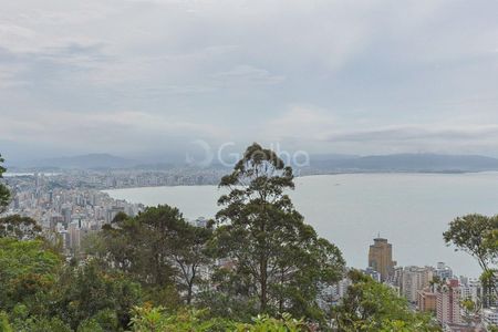 25_photo/9527386a95.94eccd8fc9add72f-ATLAS-7d62057e-3aba-4db4-bfa6-3604529f5190.jpg de casa para alugar com 4 quartos, 410m² em Centro, Florianópolis