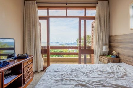 6_photo/9527386a95.94eccd8fc9add72f-ATLAS-e566b08c-5b8b-4ce1-ba8a-23170aef9a98.jpg de casa para alugar com 4 quartos, 410m² em Centro, Florianópolis