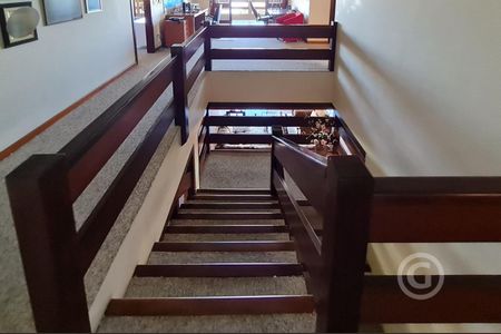 40_photo/9527386a9d.6ba4ef9df26df2e3-ATLAS-8c3fb423-a272-4191-a11e-bfe3e6ca7e2e.jpg de casa à venda com 4 quartos, 410m² em Morro da Cruz, Florianópolis