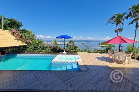 17_photo/9527386a9d.6ba4ef9df26df2e3-ATLAS-b3ad1e07-b3c3-4e3c-a2df-afec0fa32c3e.jpg de casa à venda com 4 quartos, 410m² em Morro da Cruz, Florianópolis