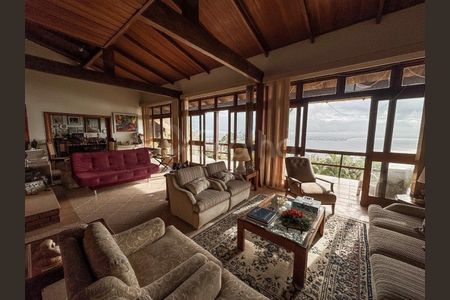 12_photo/9527386af1.f593c65414f33db3-ATLAS-e7d56d11-bcb1-4b83-aacd-bbf317f79fa1.jpg de casa à venda com 9 quartos, 678m² em Centro, Florianópolis