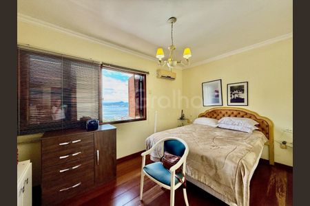 18_photo/9527386b25.e100dba37721dde7-ATLAS-34996d90-fd5e-40ab-aeef-0555c404bcbc.jpg de casa à venda com 3 quartos, 268m² em Centro, Florianópolis