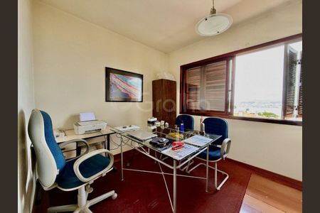 23_photo/9527386b25.e100dba37721dde7-ATLAS-ad1b0243-1e21-4e53-8283-b5d7f49d849b.jpg de casa à venda com 3 quartos, 268m² em Centro, Florianópolis