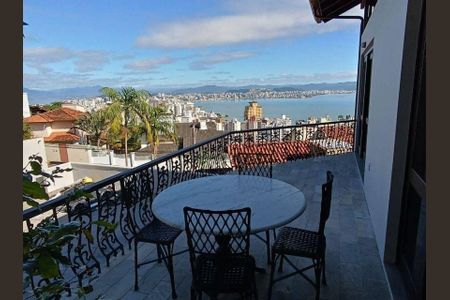 11_photo/9527386b39.4920d6e5269d0762-ATLAS-c5a37d75-4181-42e8-8b57-e18f0bfe5a05.jpg de casa para alugar com 4 quartos, 453m² em Centro, Florianópolis