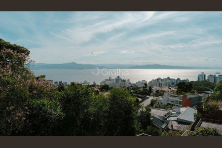 8_photo/9527386b3d.7e2ea02b9085bf9d-ATLAS-5bf2ff63-e448-4884-a2e0-29e48ad0a27c.jpg de casa à venda com 4 quartos, 370m² em Centro, Florianópolis