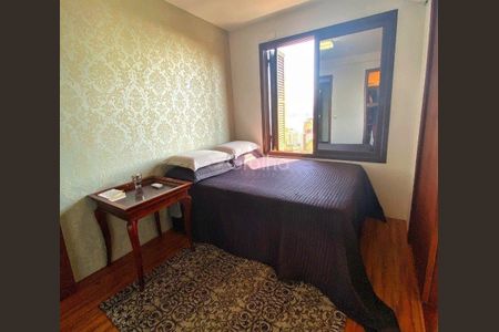 30_photo/9527386b3d.cce03887c7d72c1f-ATLAS-15ec13bd-8ccc-48e9-93b8-d6aec0ecd161.jpg de casa à venda com 4 quartos, 269m² em Centro, Florianópolis