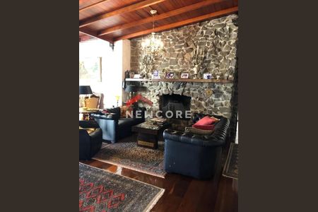 19_photo/9527386b4b.b37fb779aadef412-ATLAS-321a35d8-e154-4e32-a0c6-63a9a5eec144.jpg de casa à venda com 2 quartos, 570m² em Agronômica, Florianópolis