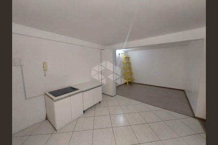4_photo/9527386bab.dcade6c5f8d91e63-ATLAS-a07ecc20-9bbb-45a8-abab-e9a827a7ea5b.jpg de apartamento para alugar com 2 quartos, 40m² em Centro, Florianópolis