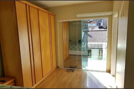 8_photo/9527386c91.2ecc81a6ef288b9f-ATLAS-5ee8cbda-95e8-42c1-bf03-347f3ae46c6b.jpg de casa à venda com 3 quartos, 160m² em Agronômica, Florianópolis