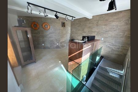 6_photo/9527386d07.2d257ce0050a8e83-ATLAS-0768312e-06bf-4531-9d20-ef3bcf3ce7e9.jpg de casa à venda com 4 quartos, 407m² em Agronômica, Florianópolis