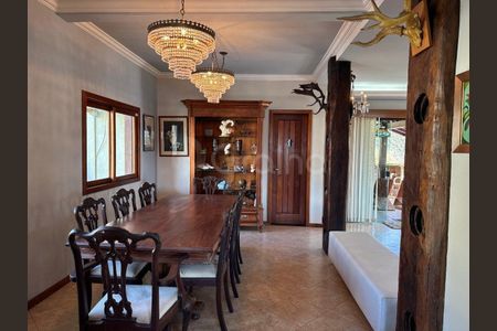 9_photo/9527386d07.2d257ce0050a8e83-ATLAS-c67df179-c920-4517-ae89-fa9b3e16ea25.jpg de casa à venda com 4 quartos, 407m² em Agronômica, Florianópolis
