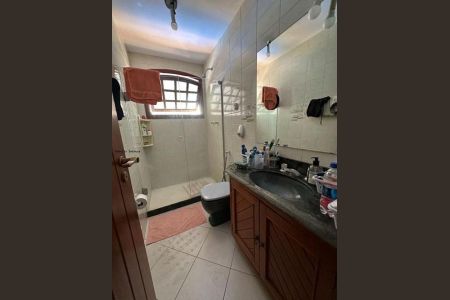 3_photo/9527386d51.23351eba74f1df34-ATLAS-287cd187-e6d1-42b3-bd13-39fb226c4b9a.jpg de casa à venda com 4 quartos, 230m² em Agronômica, Florianópolis