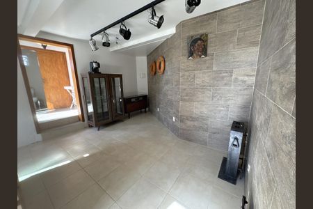 41_photo/9527386d71.74dbc9aa7d3e0758-ATLAS-645cfafb-2c3e-4f4e-8399-2d74a6e6a2f3.jpg de casa à venda com 4 quartos, 407m² em Agronômica, Florianópolis