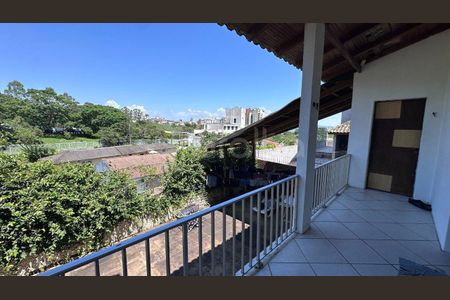 14_photo/9527386e61.014d739fb69e46b1-ATLAS-16bcdfc1-fb93-4ee0-933c-dd8e298f29a8.jpg de casa à venda com 5 quartos, 329m² em Agronômica, Florianópolis