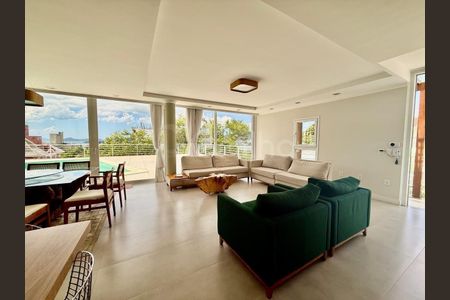 3_photo/9527386ec5.1c30879e3ee593f9-ATLAS-aa5e2468-a6c8-4a9e-9975-1d480a6f8a1b.jpg de casa à venda com 3 quartos, 365m² em Agronômica, Florianópolis