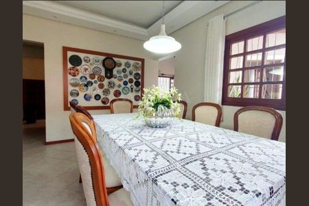 1_photo/9527386f19.b0a6bfb301237135-ATLAS-09972b8e-5d2f-4b8e-96b0-3da4a68f3eb7.jpg de casa à venda com 4 quartos, 217m² em Agronômica, Florianópolis