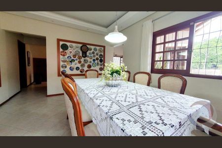 4_photo/9527386f21.081c2bc358cf1cab-ATLAS-4a06fa92-d841-42b7-87d0-5999fa2b0f5e.jpg de casa à venda com 4 quartos, 162m² em Agronômica, Florianópolis