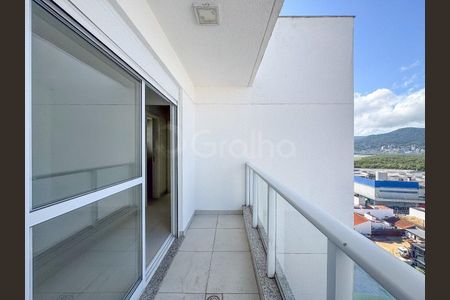 34_photo/9527386f71.3e51bd49d28204c3-ATLAS-9a05e1c8-e59a-430d-a78c-aaa7e8572d7d.jpg de apartamento à venda com 3 quartos, 156m² em Agronômica, Florianópolis