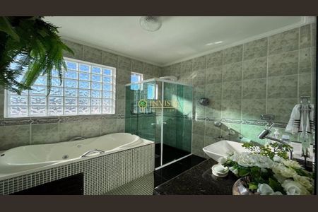 2_photo/95273871ff.61df383ebc62b81a-ATLAS-1dd0a5c8-e3c7-4ba5-8e7a-241cdaa43f70.jpg de casa à venda com 4 quartos, 420m² em Agronômica, Florianópolis