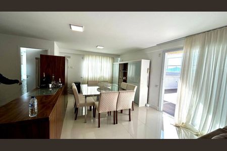 8_photo/95273872d5.cd0fb78a8b4869d4-ATLAS-d4cea8e6-fa8a-48b8-8092-9ca2781b1f73.jpg de apartamento à venda com 3 quartos, 377m² em Agronômica, Florianópolis