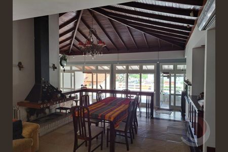 4_photo/9527387e23.15f4a19d538e62fb-ATLAS-5ecf341b-a956-4ef0-ac9b-b76d88e5946b.jpg de casa à venda com 5 quartos, 382m² em João Paulo, Florianópolis