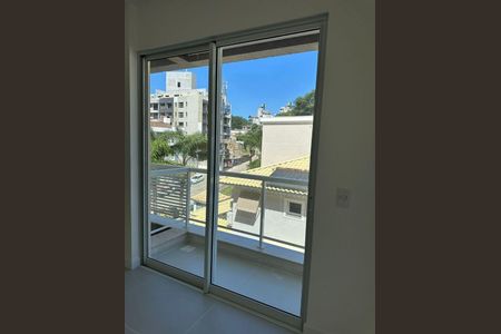 4_photo/952738805d.a6ce67f3c20fac16-ATLAS-3e9f8a8c-e276-4a59-8875-5d0f02c11eae.jpg de apartamento à venda com 1 quarto, 49m² em João Paulo, Florianópolis