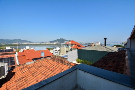 10_photo/95273880a3.b9011c6352d0a570-ATLAS-ca289914-e174-4da2-802a-85bf1e62e0b1.jpg de casa à venda com 3 quartos, 358m² em João Paulo, Florianópolis