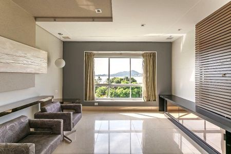 13_photo/95273880f7.007d8801227075bf-ATLAS-80a04a8a-316b-4fa2-a80b-bc032b86bc4a.jpg de casa à venda com 4 quartos, 473m² em João Paulo, Florianópolis