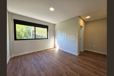 2_photo/952738824d.6d966f5fb5582f4e-ATLAS-03f70a2b-92fd-47a0-8efd-881ba7568fbf.jpg de casa à venda com 3 quartos, 216m² em João Paulo, Florianópolis