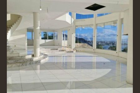 5_photo/95273885cf.49c40a4e0c1b1036-ATLAS-3b60dbd2-e73b-4c3c-b745-268fe40dfa2c.jpg de casa à venda com 6 quartos, 2087m² em João Paulo, Florianópolis