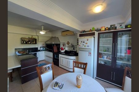 3_photo/9527388653.f2ed236aecaa8a04-ATLAS-6089733c-d5a1-4cec-bae6-70a80962b6a7.jpg de casa à venda com 5 quartos, 486m² em João Paulo, Florianópolis