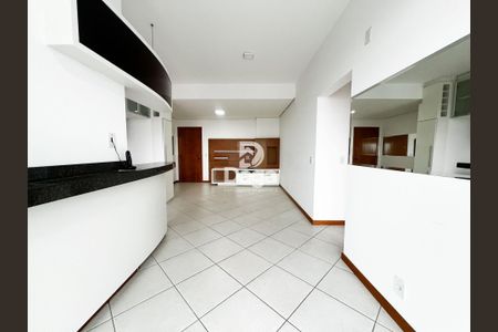 3_photo/9527388da1.8f5ce8b8b0cbac37-ATLAS-a79b7ada-b80f-441a-95e0-df4b9791db90.jpg de apartamento à venda com 2 quartos, 72m² em Itacorubi, Florianópolis