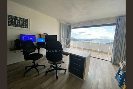 5_photo/9527389b4b.cdd4f02be08f0036-ATLAS-2bc3e71e-4040-47cd-a1da-0bed71ebe460.jpg de casa à venda com 3 quartos, 450m² em João Paulo, Florianópolis