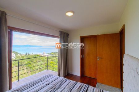 12_photo/9527389b4b.cdd4f02be08f0036-ATLAS-4bf2d12c-e913-4f17-a589-b8daec3ec050.jpg de casa à venda com 3 quartos, 450m² em João Paulo, Florianópolis