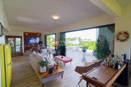 12_photo/9527389b4b.cdd4f02be08f0036-ATLAS-81ea2bf7-85f2-46aa-bd2c-44fc60e864b5.jpg de casa à venda com 3 quartos, 450m² em João Paulo, Florianópolis