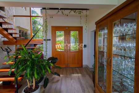 6_photo/9527389b4b.cdd4f02be08f0036-ATLAS-e87b65c9-cf18-4128-9487-3bf2b84b695e.jpg de casa à venda com 3 quartos, 450m² em João Paulo, Florianópolis