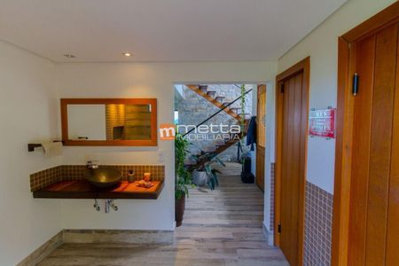 3_photo/9527389b4b.cdd4f02be08f0036-ATLAS-facd4336-ad43-4eac-8d71-dfcb0df1b13f.jpg de casa à venda com 3 quartos, 450m² em João Paulo, Florianópolis