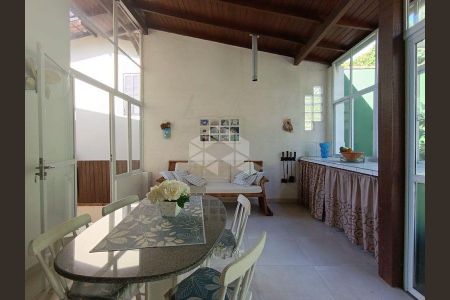 20_photo/9527389d17.18e6ac91b37a8e88-ATLAS-8ec39113-32d8-4b3c-a5a0-4614d99fd9c7.jpg de casa à venda com 5 quartos, 300m² em João Paulo, Florianópolis