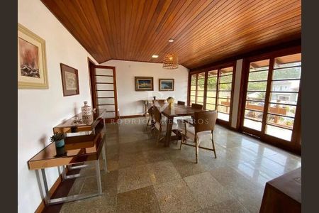 5_photo/9527389d4b.ceff8192393c33de-ATLAS-0f0fca26-b96a-433a-955e-4876c10c2e90.jpg de casa à venda com 4 quartos, 363m² em João Paulo, Florianópolis