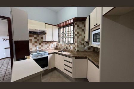 14_photo/9527389d51.91a8ad6776264921-ATLAS-4f90e5fa-529d-46fa-b25e-32aac20b41fe.jpg de casa à venda com 5 quartos, 304m² em João Paulo, Florianópolis