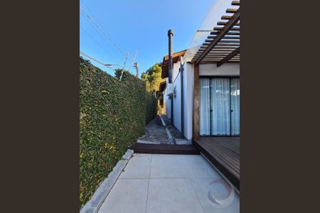 4_photo/9527389df7.94eccd8fc9add72f-ATLAS-4c56dd8a-5910-421f-ba0c-e03e7425b6b2.jpg de casa à venda com 3 quartos, 282m² em João Paulo, Florianópolis