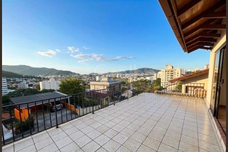 4_photo/952738d891.0435190f6de6ffa1-ATLAS-87312b02-e4e8-4eb9-8781-529cf20b09ad.jpg de casa à venda com 5 quartos, 263m² em Itacorubi, Florianópolis