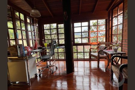19_photo/952738d891.508395daa8853870-ATLAS-e163ec7d-34bc-4a21-aeee-9713bf990fa5.jpg de casa à venda com 4 quartos, 237m² em Itacorubi, Florianópolis