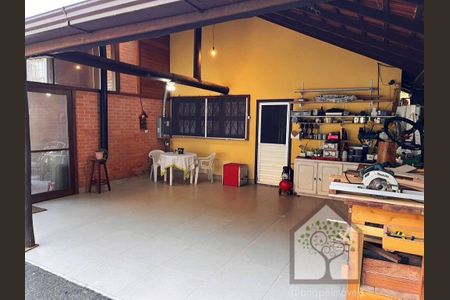30_photo/952738d895.70d42bc12121e670-ATLAS-dbd39e86-2e5a-4269-b70d-2c564e42adfe.jpg de casa à venda com 4 quartos, 237m² em Itacorubi, Florianópolis