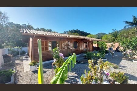 7_photo/952738d8ab.ad6cb26ada8414aa-ATLAS-c65b50db-efef-4eaf-876f-de34af9cdb8a.jpg de casa à venda com 3 quartos, 120m² em Itacorubi, Florianópolis